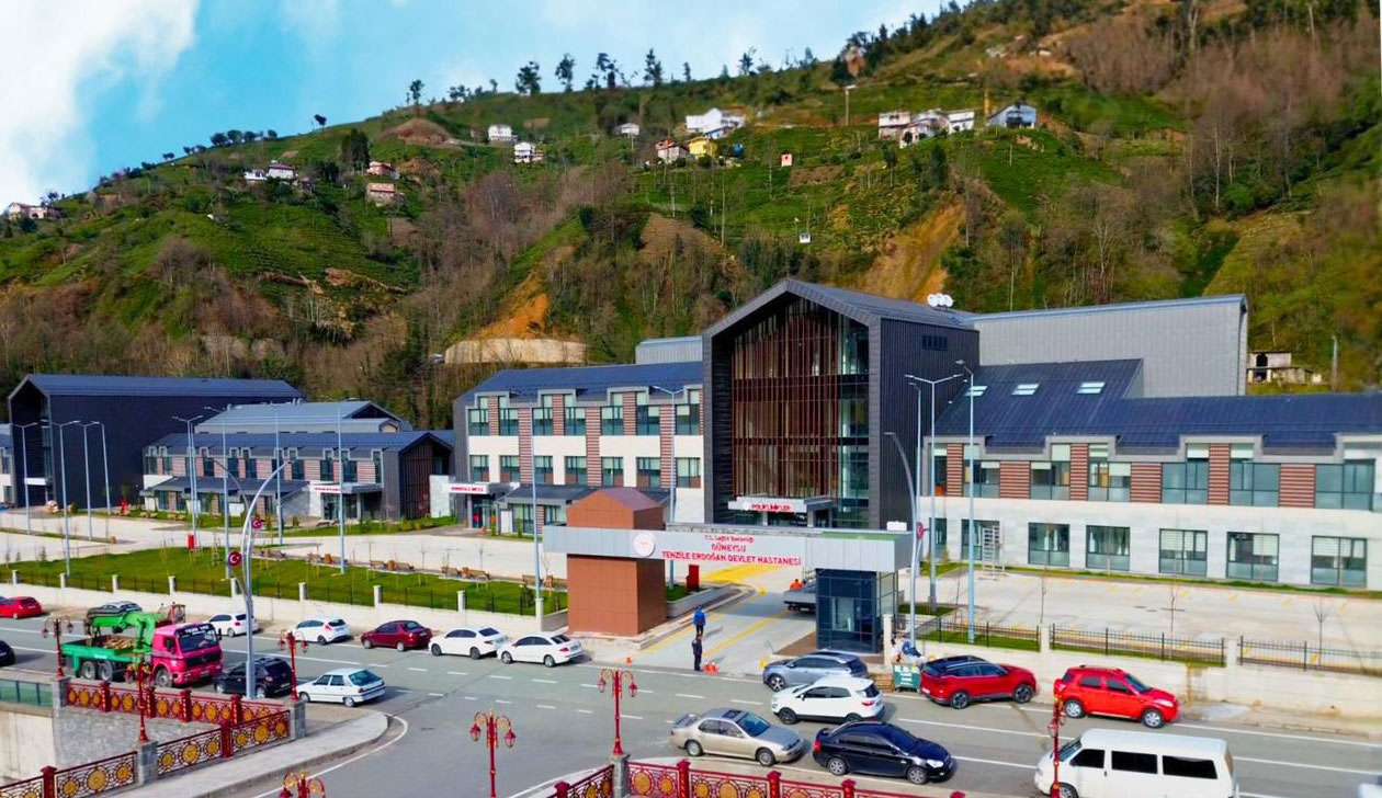 Güneysu Tenzile Erdoğan Devlet Hastanesi Yarın Hasta Kabulüne Başlıyor