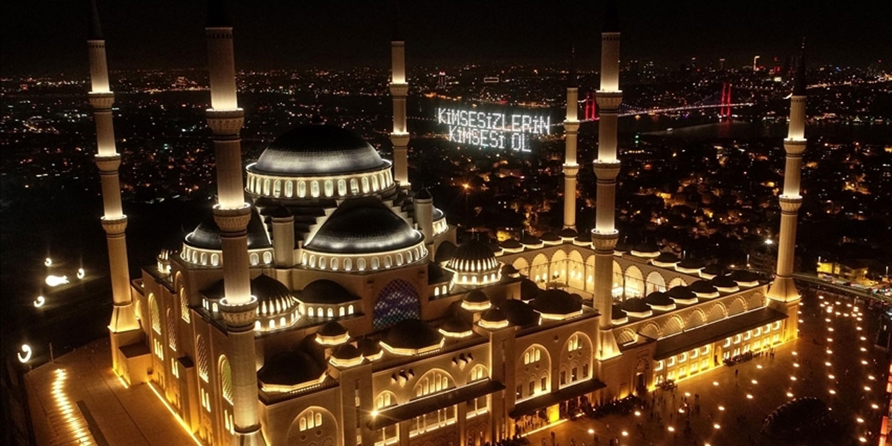 "Bin aydan daha hayırlı" Kadir Gecesi yarın idrak edilecek