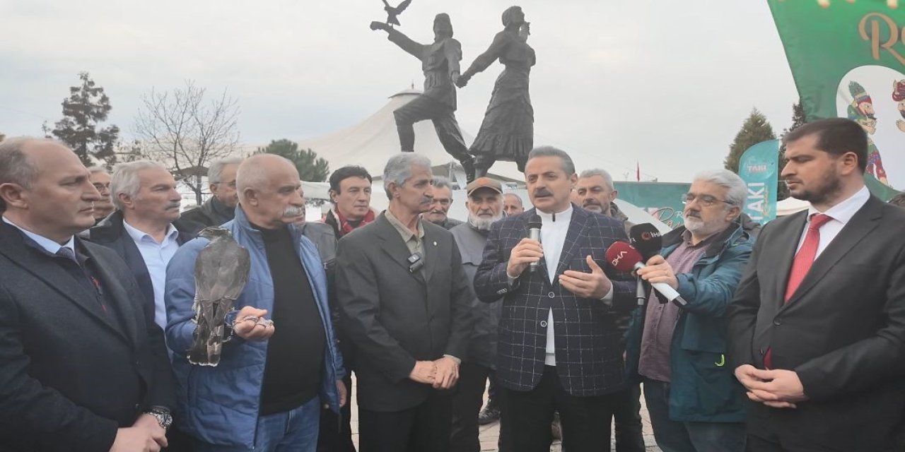 Atmacacılar yapılan düzenleme sonrası Arhavi'de buluştu