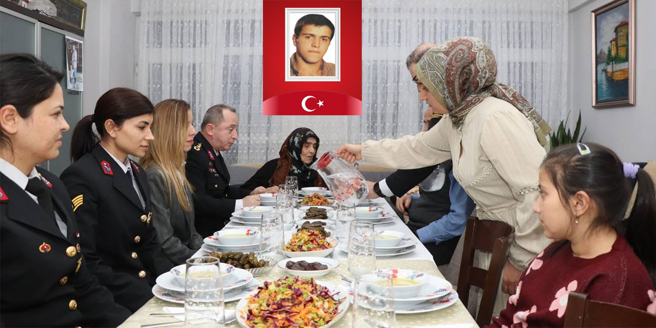 Rize’de Jandarmadan Şehit Ailesine Anlamlı İftar
