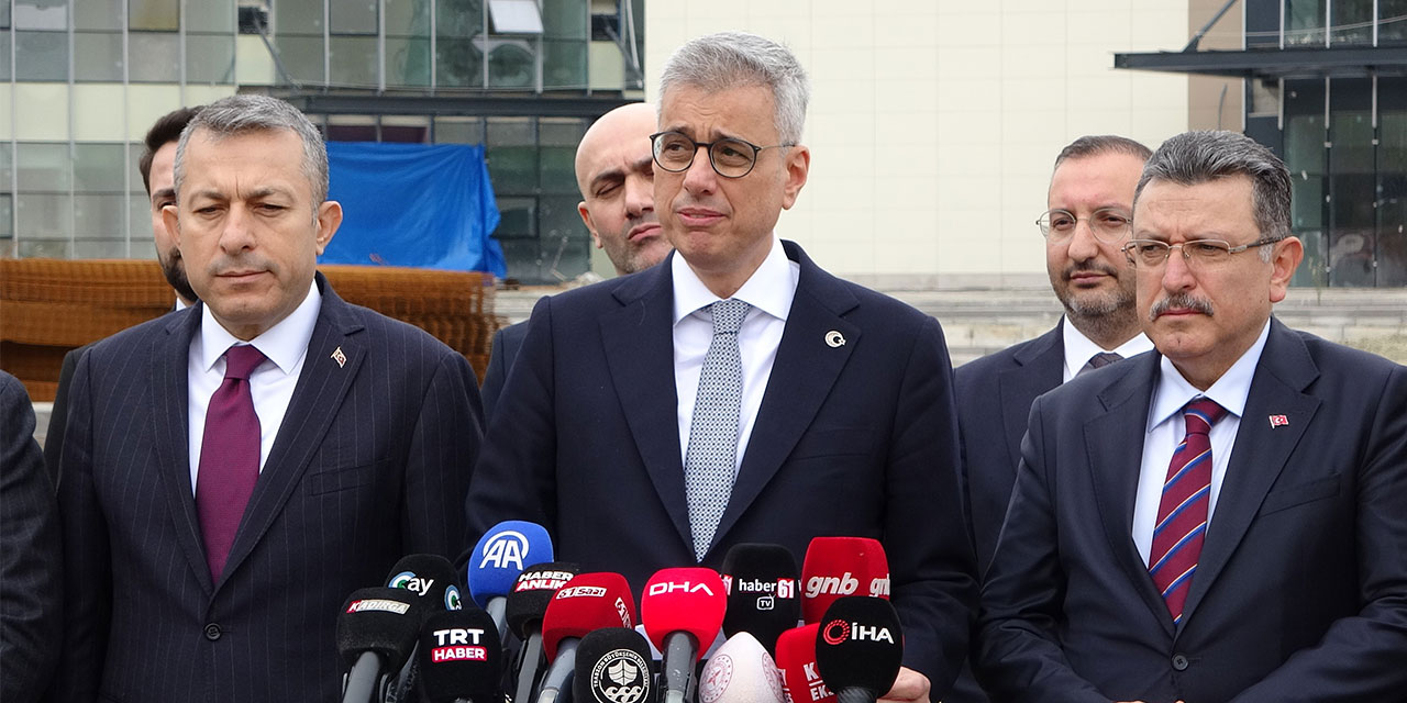 Bakan Memişoğlu Trabzon Şehir Hastanesi için "Kayıyor" eleştirilerine cevap verdi