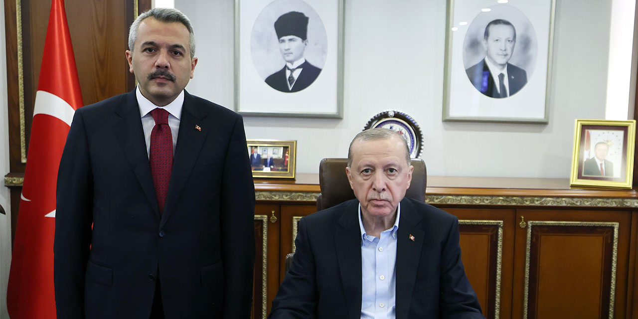 Cumhurbaşkanı Erdoğan, Rize Valiliğini ziyaret etti