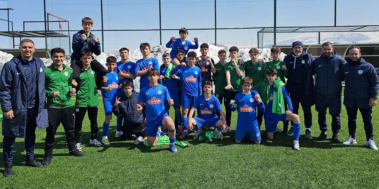 Çaykur Rizespor U14 Play-Off Grubunda