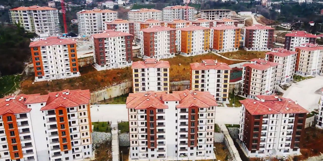 TOKİ’nin "2 Yıl" Sözü Rafta Kaldı: Rize’de Sosyal Konut Bilmecesi!