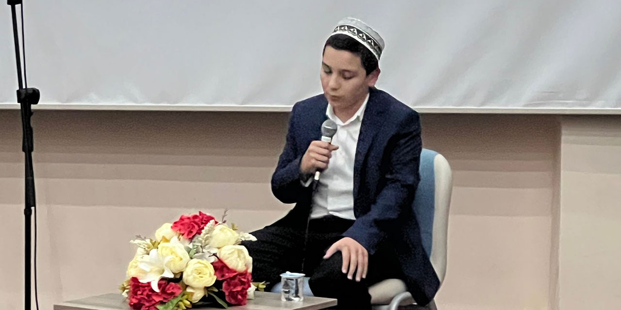 Rize’nin Genç Hafızı Ercüment Erkan, Bölge Finallerinde İkinci Oldu