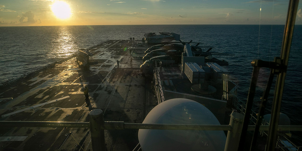 ABD: 3 bin 500 askerin bulunduğu hücum gemisi Orta Doğu'ya ulaştı