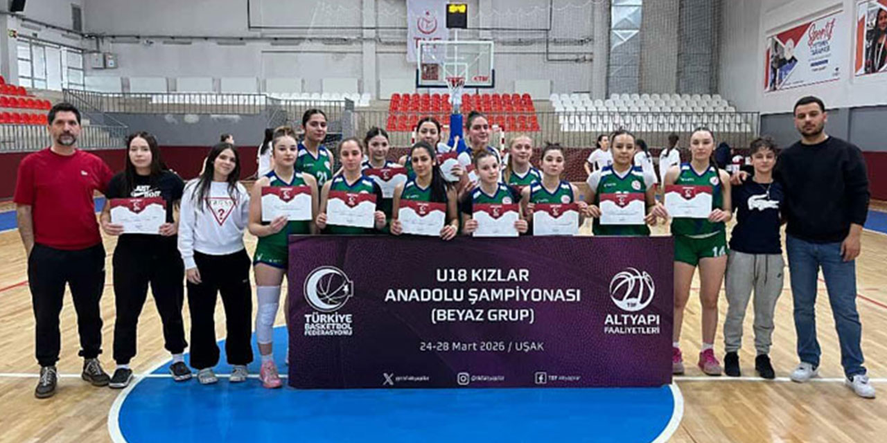 Rize'nin Potadaki Sultanları Türkiye'nin En İyi 16 Takımı Arasında