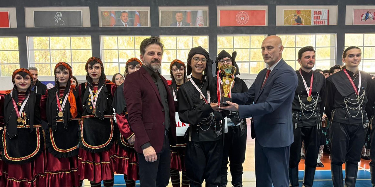 RTEÜ Halk Dansları Takımı’ndan Çifte Şampiyonluk