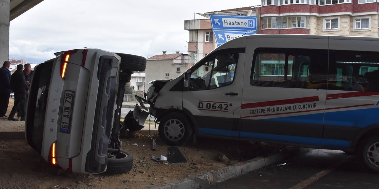 Trabzon'da meydana gelen trafik kazasında 4 kişi yaralandı