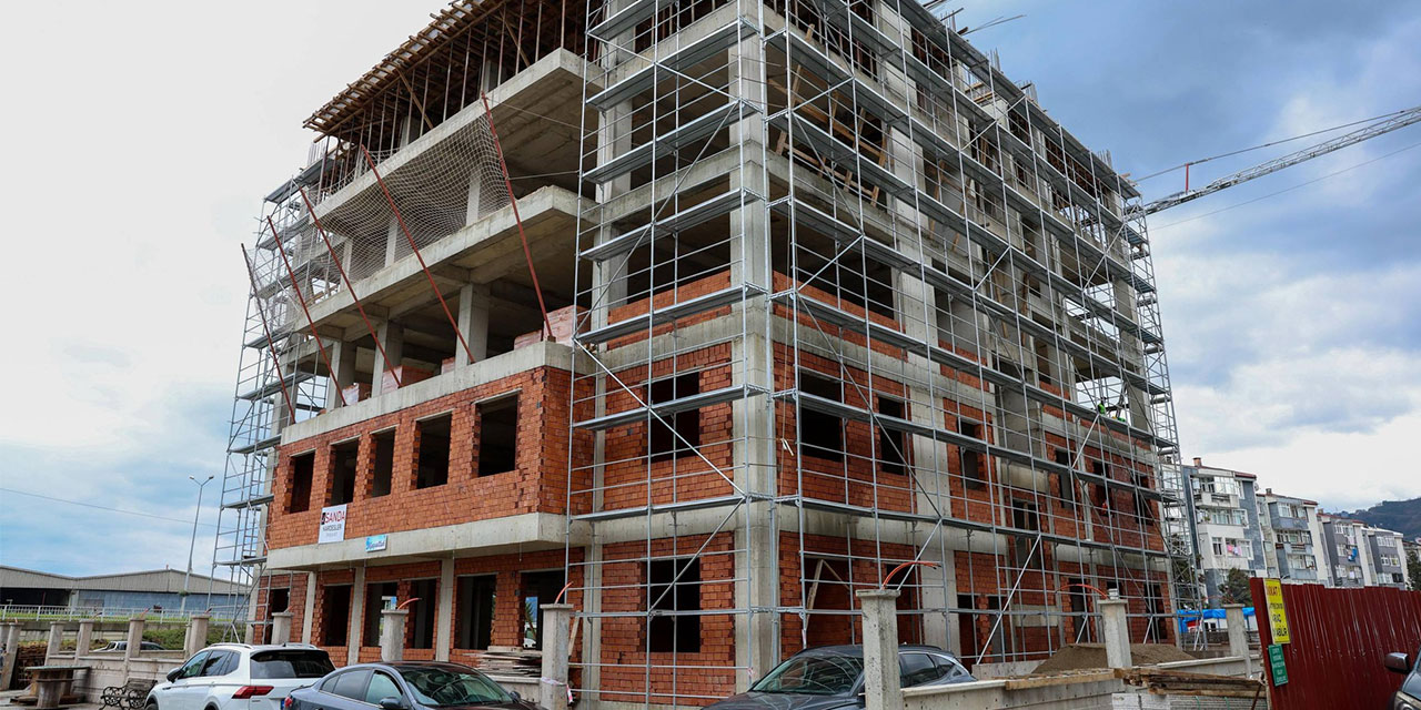 Rize'de Yeni Defterdarlık Hizmet Binası İnşaatı Hızla Devam Ediyor