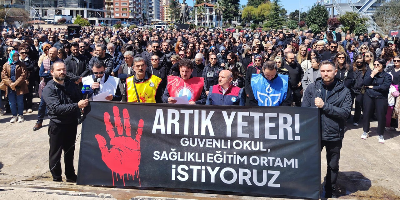 Şanlıurfa'daki okul saldırısı Rize'de protesto edildi