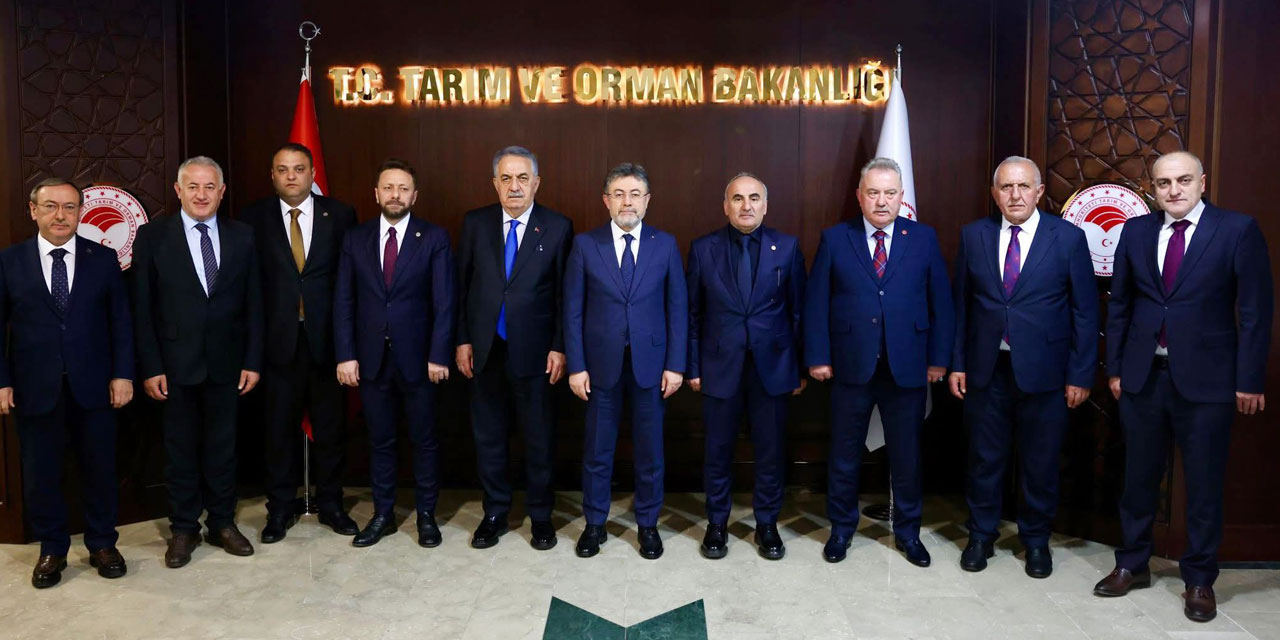 Rize Heyetinden Yaş Çay Sezonu Öncesi Tarım ve Orman Bakanı Yumaklı'ya Ziyaret