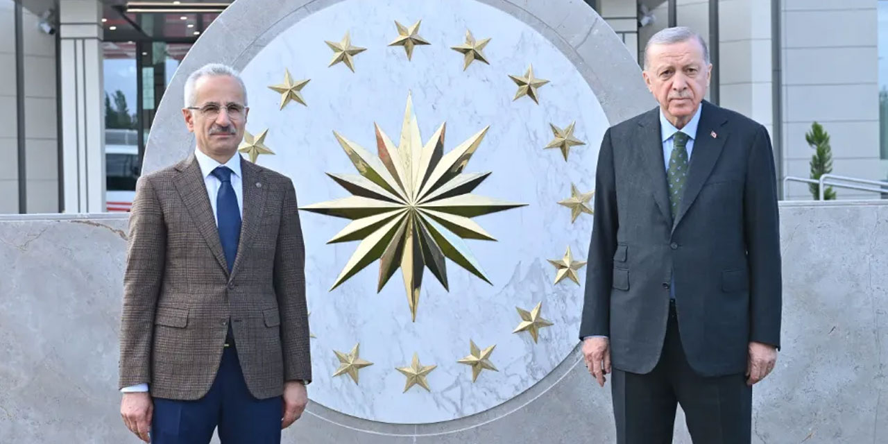 Trabzon'da Öğrenciye Ulaşım Bedava, Rize’de ise "Cepte Yangın" Var! Rizeli Öğrenciler Ücretsiz Ulaşım Hakkı Bekliyor