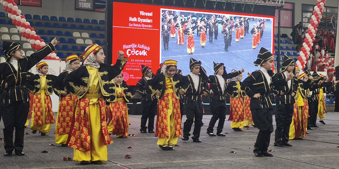 23 Nisan Ulusal Egemenlik ve Çocuk Bayramı Rize'de kutlandı