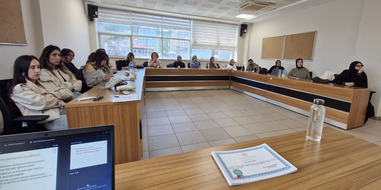 Rize’de Anne Sütü ve Emzirme Danışmanlığı Eğitimi Tamamlandı