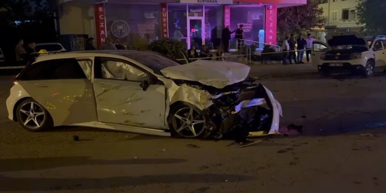 Adana'da zincirleme kaza: 1 ölü, 4 yaralı
