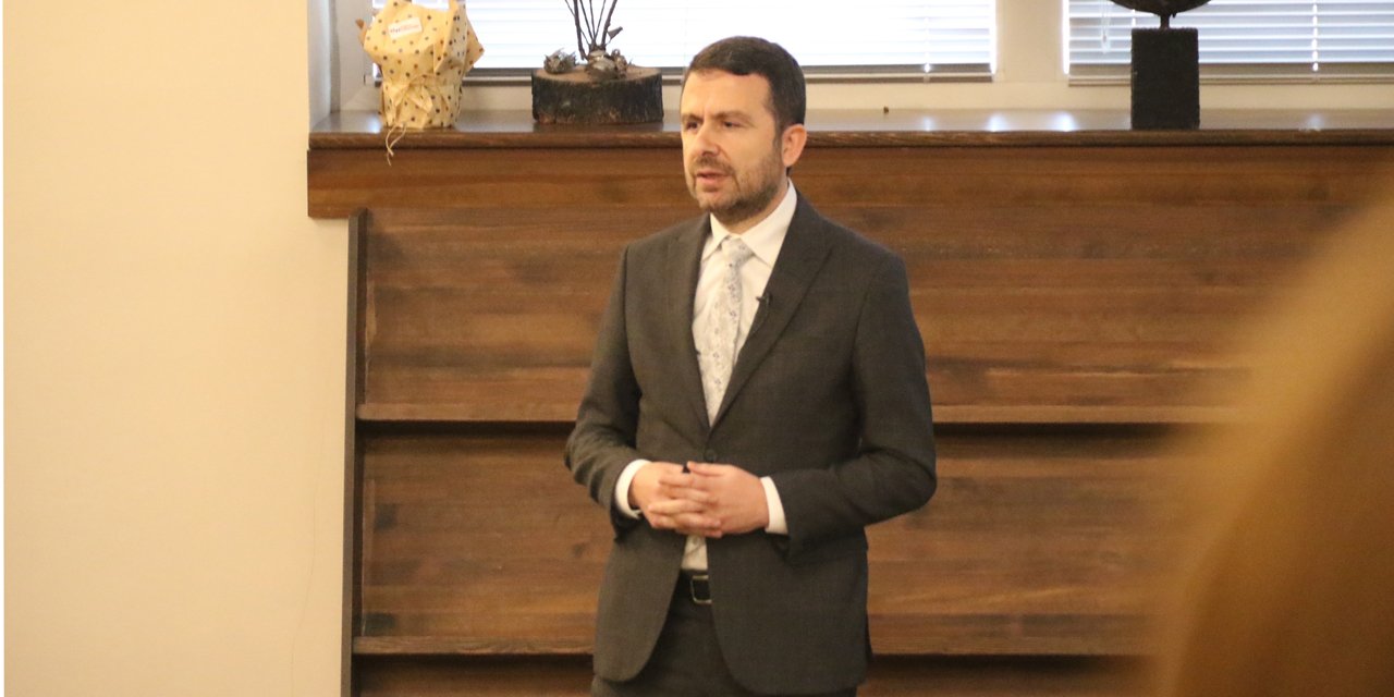 Genel Müdür Çay, "Gazetecilik mesleğinde iş kaybı riskinin söz konusu"