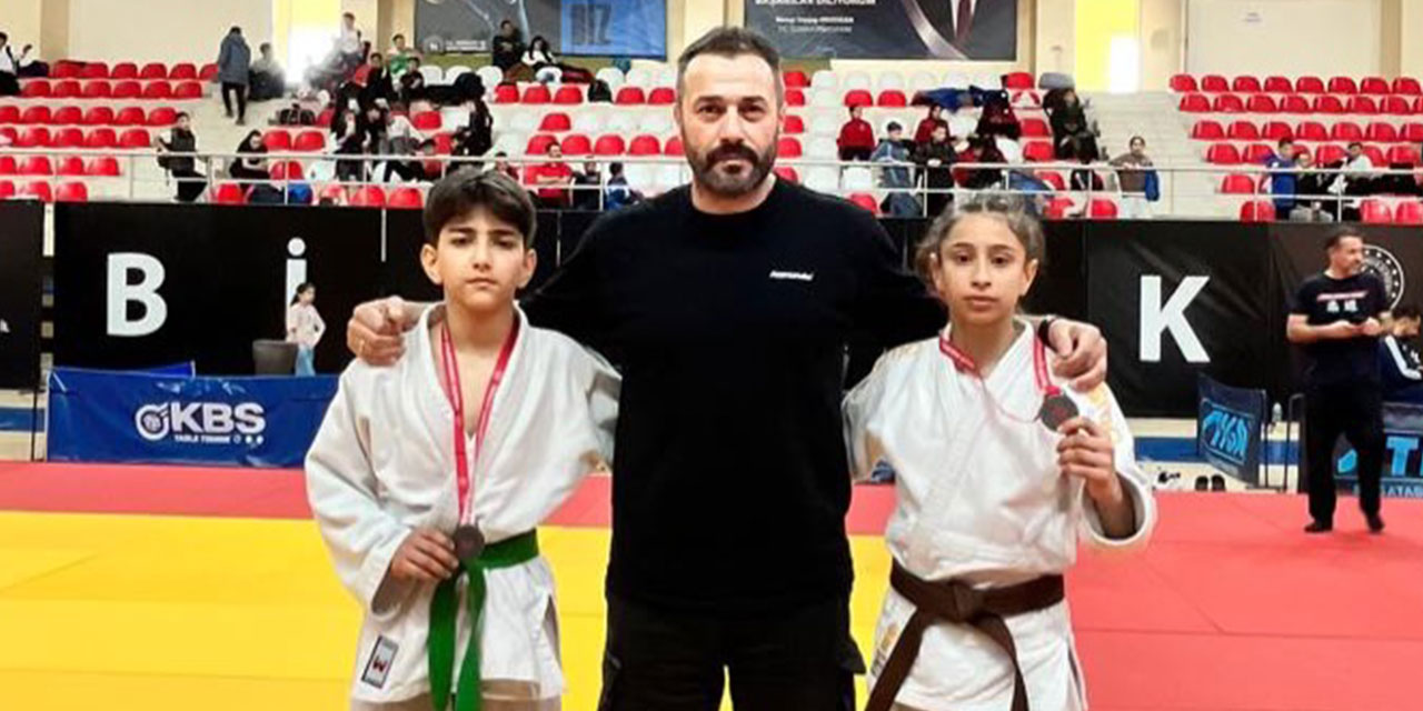 Rize’nin Minik Judocuları Bilecik’te 3.’lük Kürsüsünde Yer Aldı