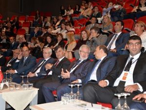 Rektörden Çevre Konferansında Sigarayı Bırakma Çağrısı