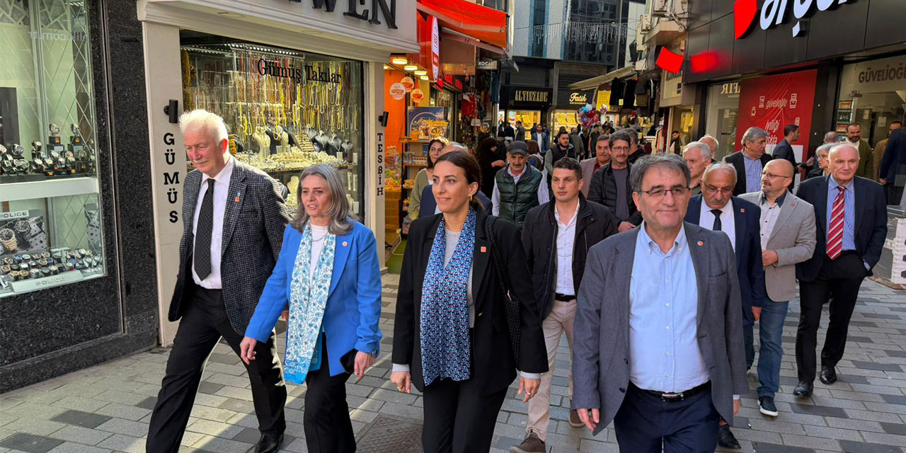 CHP Tam Kadro Sahaya İndi Vatandaşları Bugünkü Mitinge Davet Etti