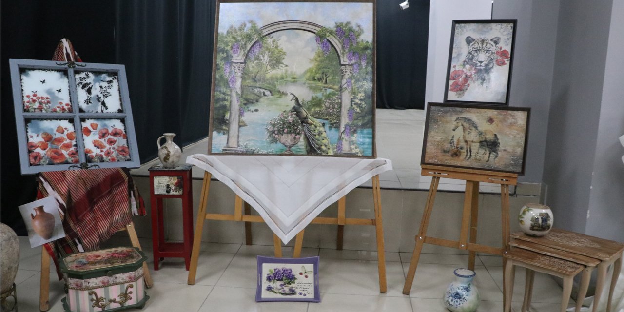 Rize'de geri dönüşüm temalı "Başkalaşım" sergisi açıldı