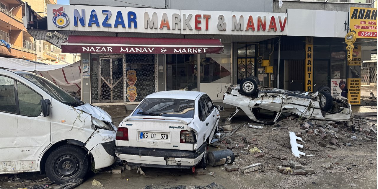Sağanak sonrası Havza'da hasar tespit ve temizlik çalışması yapıldı