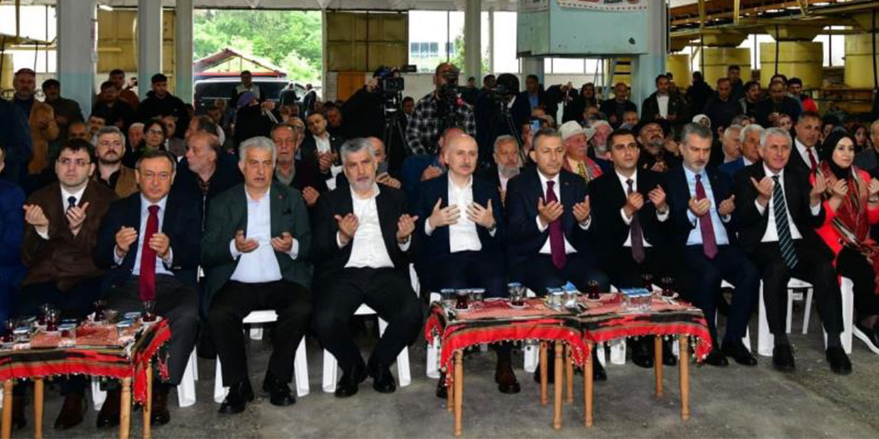 Trabzon'da yaş çay sezonu dualarla açıldı