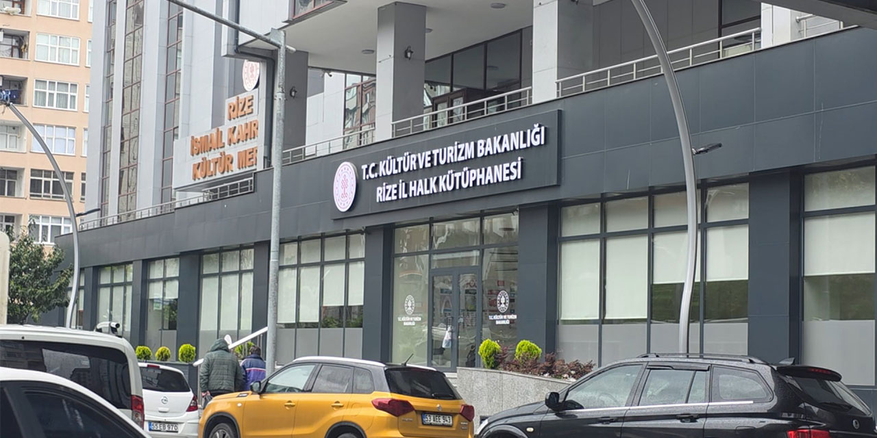 Rize'de YKS adayları resmi tatilde kütüphane mağduriyeti yaşadı