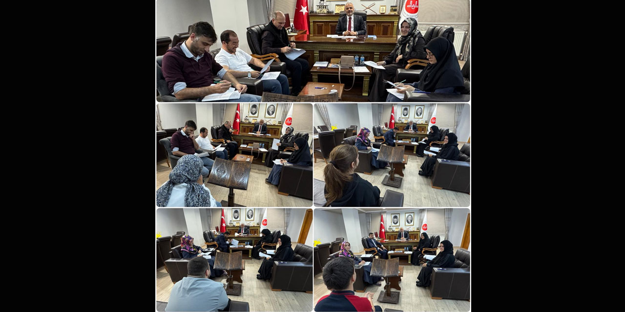 Rize'de Çocukların Manevi Yolculuğu Şiir ve Hadis Yarışması Büyük İlgi Gördü