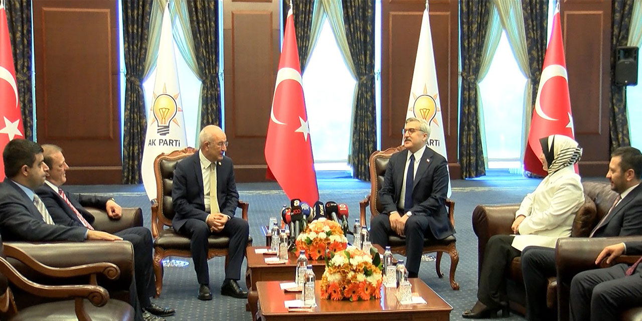 AK Parti ve CHP, 3 bayram sonra bayramlaştı