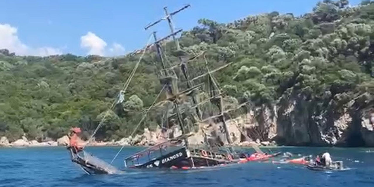 Marmaris’te tur teknesi battı, 110 yolcu tahliye edildi