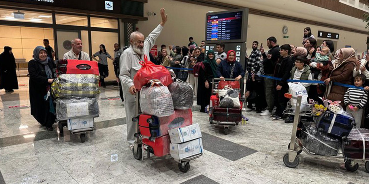 Rizeli Hacılar Yurda Döndü