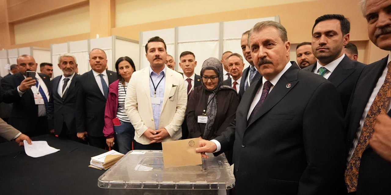 Destici, yeniden BBP Genel Başkanlığı’na seçildi