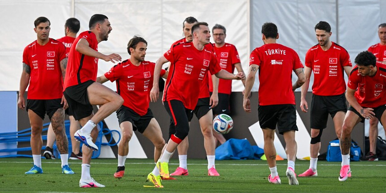 A Milli Futbol Takımı, Dünya Kupası'nda ilk maçında Avustralya karşısında
