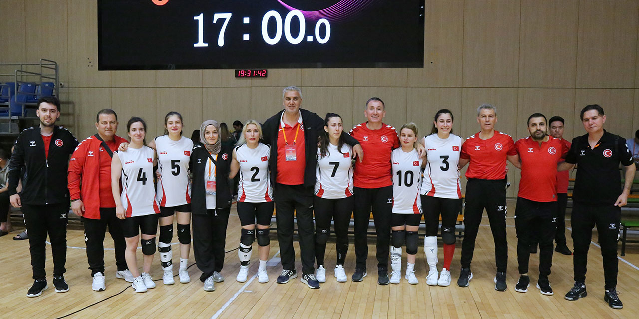 Kadın Goalball Milli Takımı yarı finale çıkınca gözyaşı döktüler