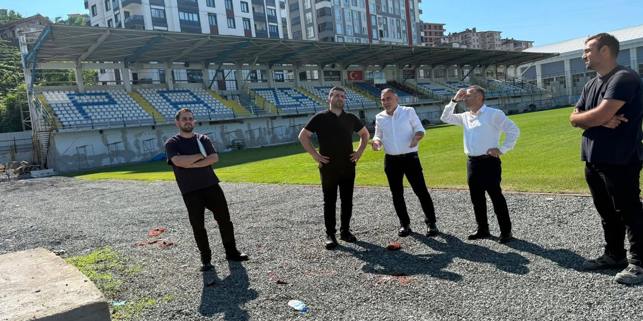Pazar Futbol Sahası Tribün İnşaatında Sona Doğru!