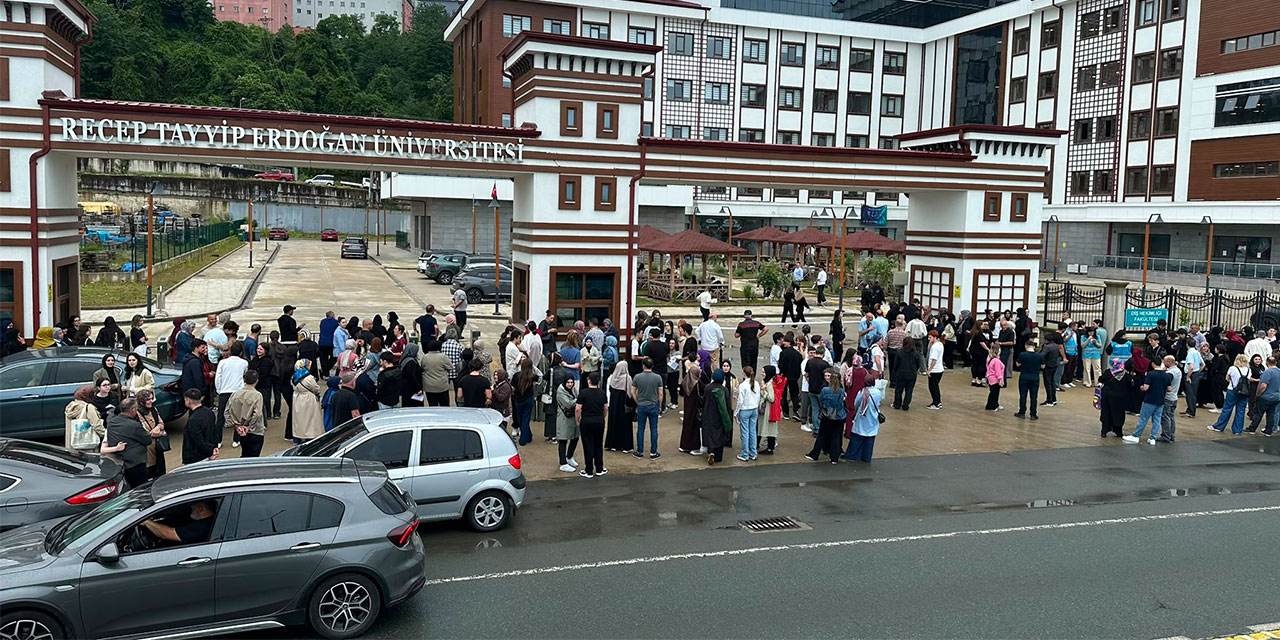 YKS Heyecanı Rize'de de Başladı