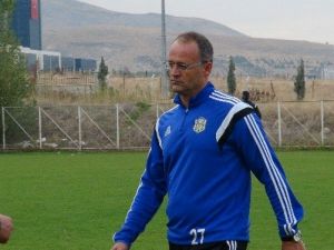 Yeni Malatyaspor’da Kadro Dışı Kalan Oyuncular Affedildi
