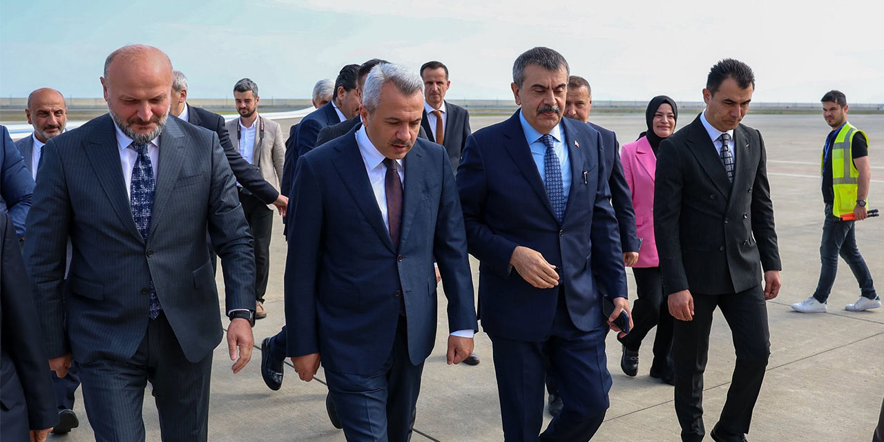 Milli Eğitim Bakanı Yusuf Tekin Rize’de