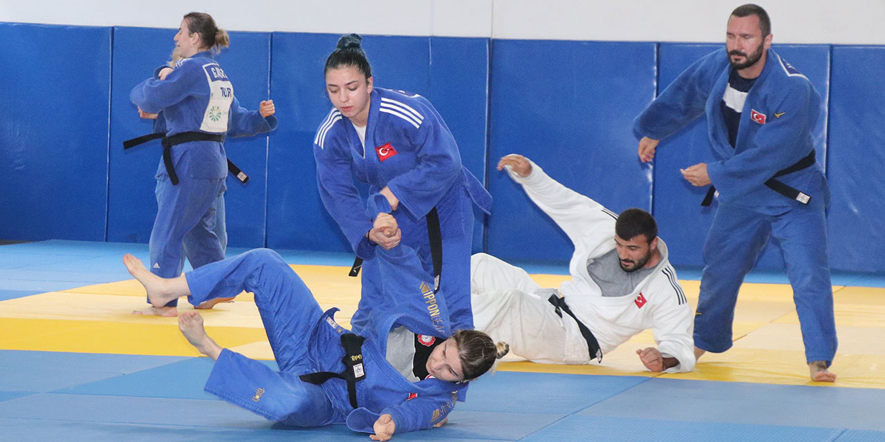 Paralimpik Judo Milli Takımı, Avrupa Şampiyonası için Rize'de güç depoluyor