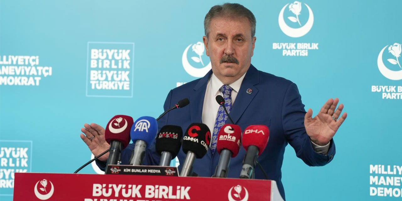 BBP Genel Başkanı Destici, basın toplantısında konuştu