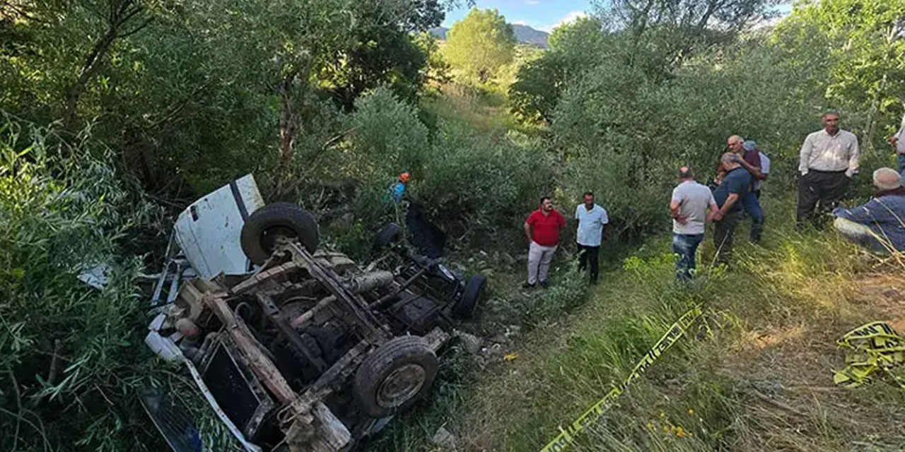 Bingöl’de kamyonet uçuruma yuvarlandı: 3 ölü, 2 yaralı