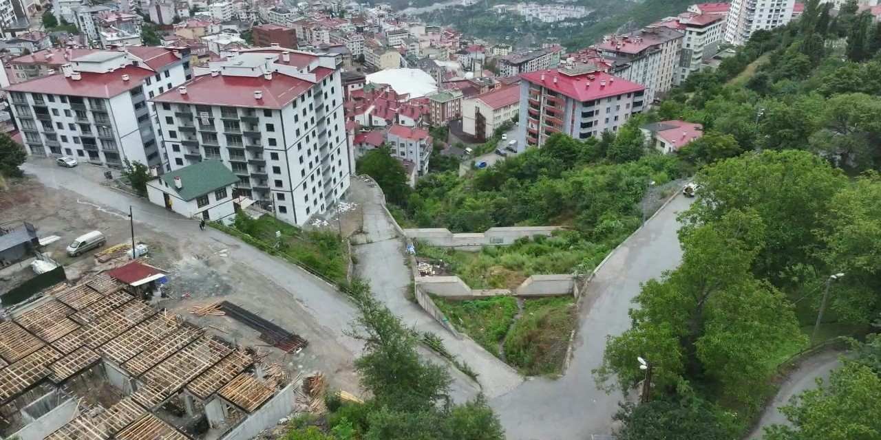 Artvin’de taşkın riski kaynağında azaltılıyor