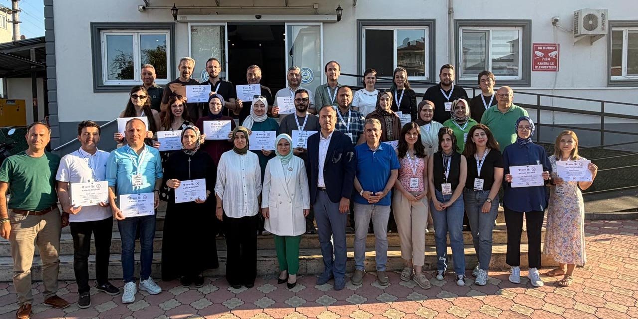 24 ilden öğretmenler proje için bir araya geldi