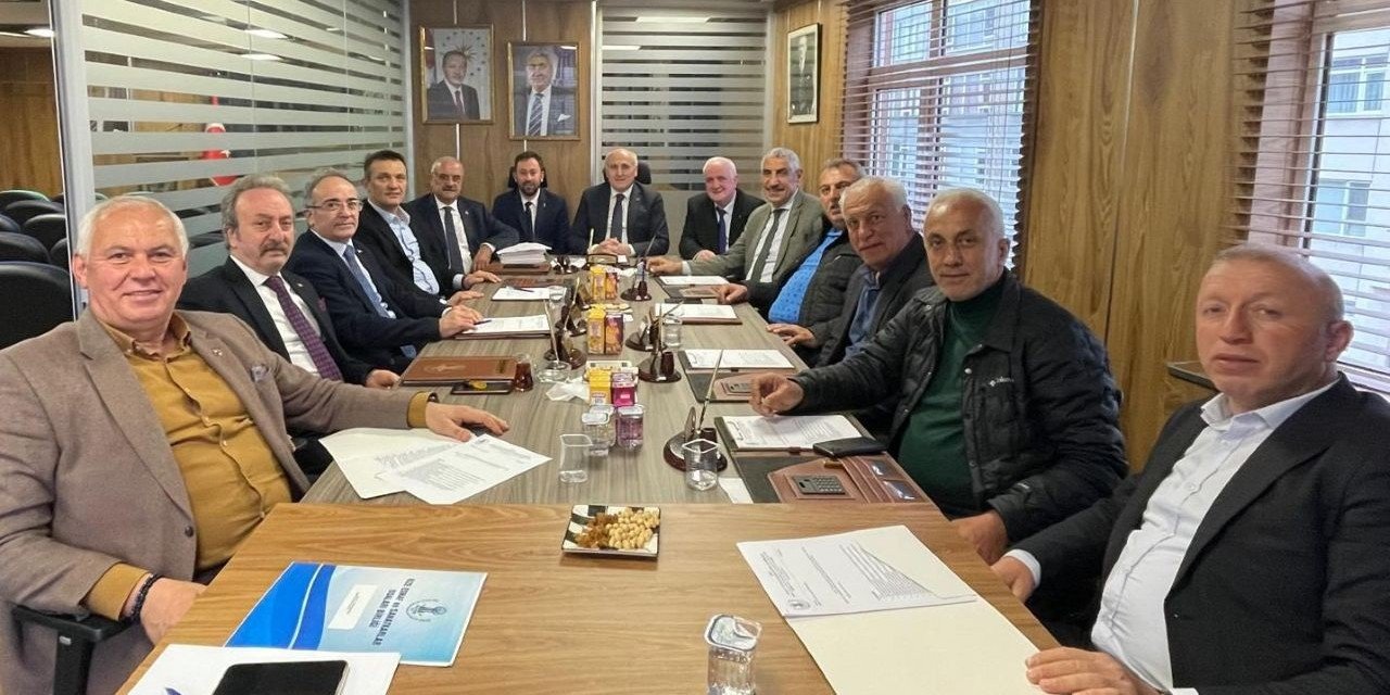 Rize Esnaf ve Sanatkarlar Odaları Birliği görev dağılımı yaptı