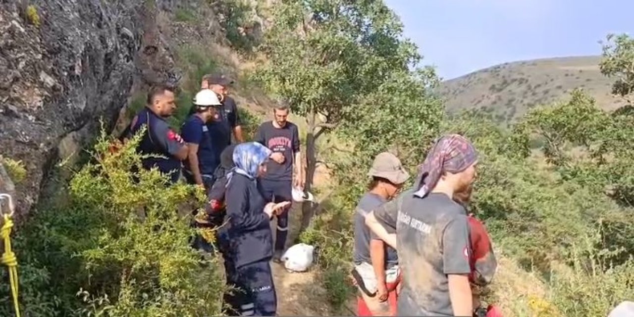 Mağarada bulunan cesedi, yoğun metan gazından dolayı çıkarılamadı