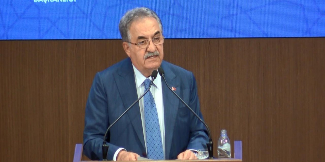 AK Parti'de 'Siyasi ve Hukuki Yönleriyle 10'uncu Yılında 15 Temmuz Sempozyumu'