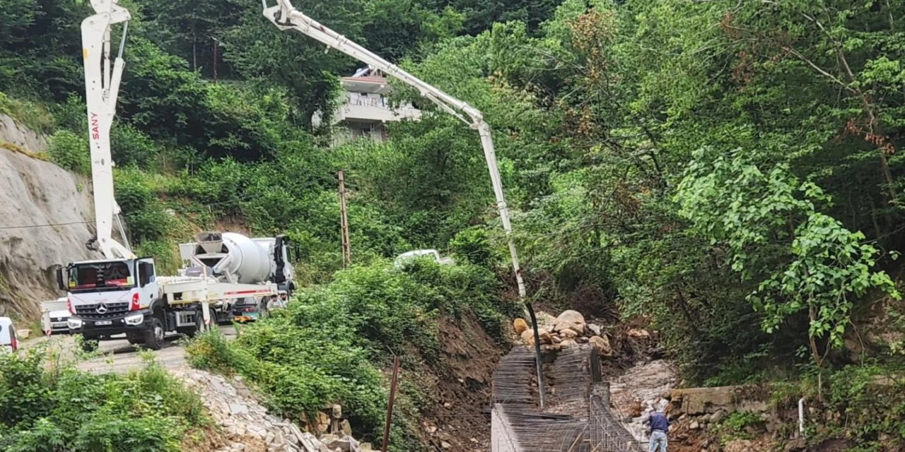 İkizdere’de Çok Amaçlı Proje: Haftanın Altı Günü Otopark, Cuma Günü Semt Pazarı!