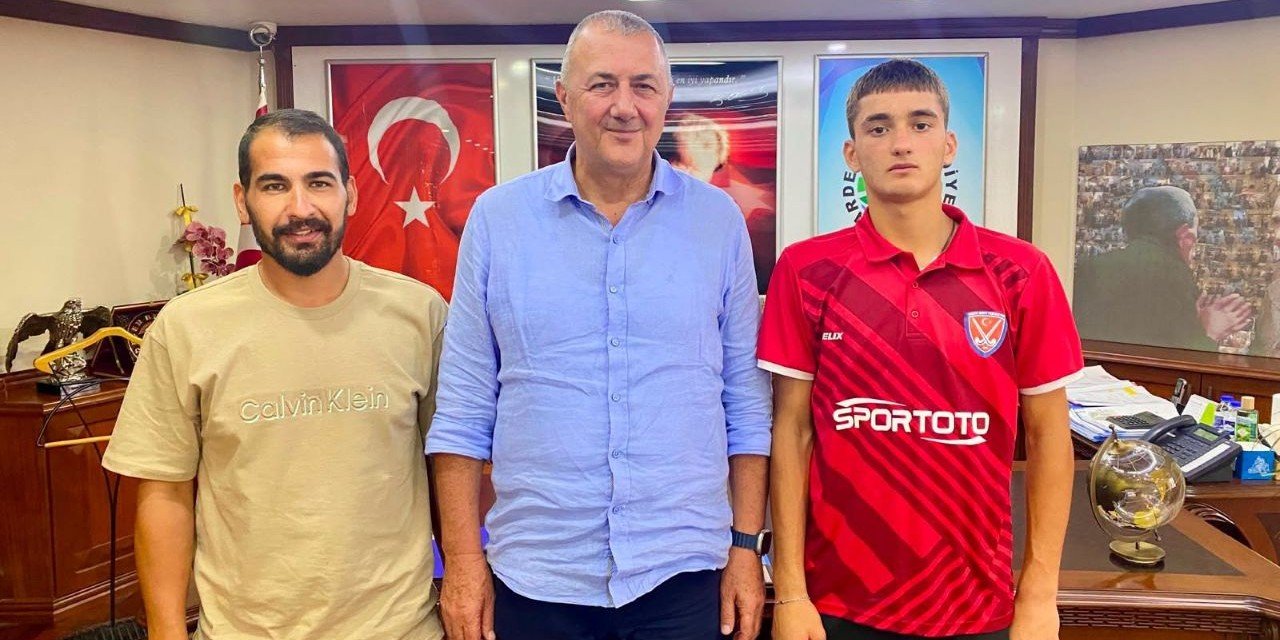 Ardeşenli Milli Takım sporcusu Avrupa Şampiyonu kadrosunda