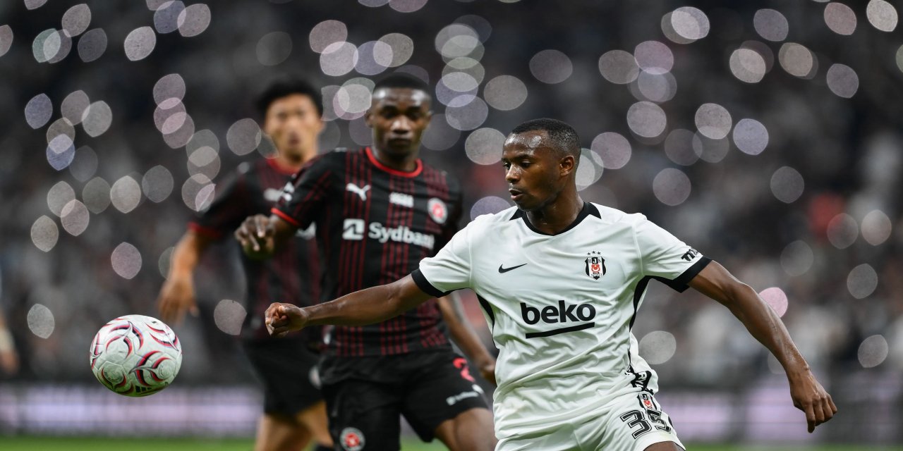 Beşiktaş, Avrupa Ligi'nde tek golle tur avantajını kaptı